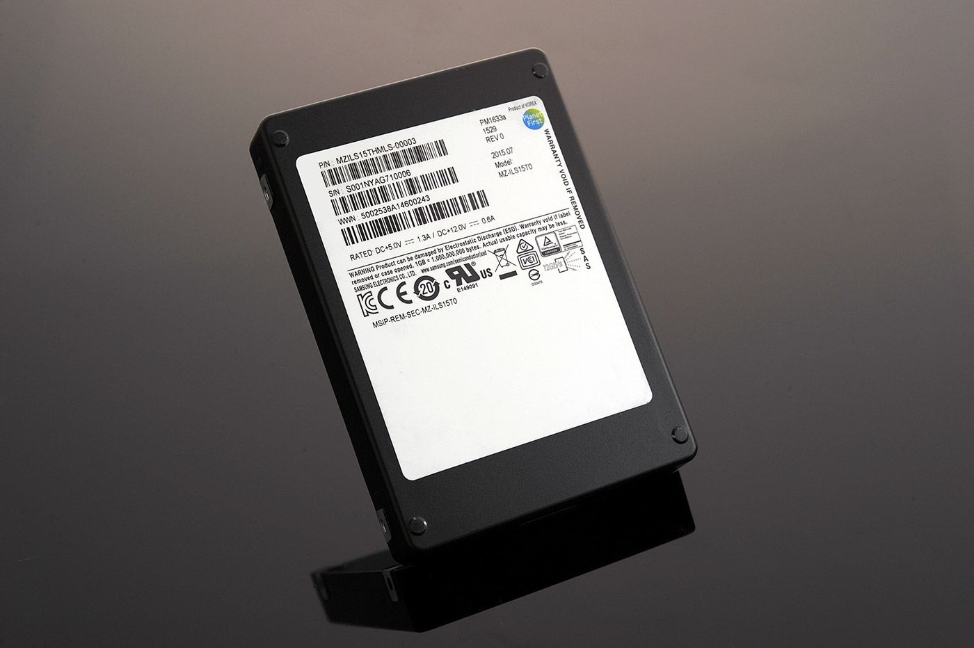 Samsung Starts World's Highest Capacity 15.36TB SSD