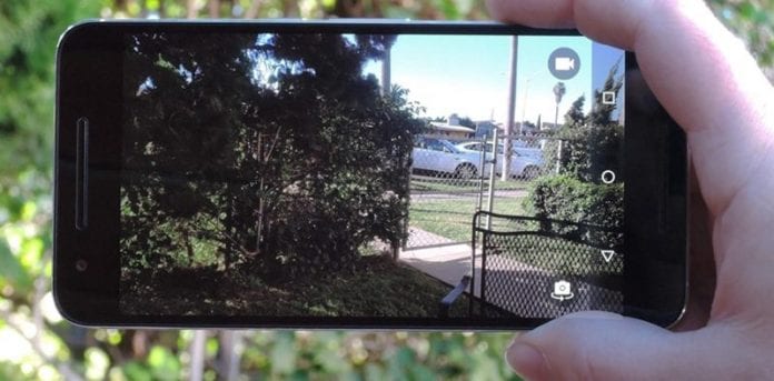 Přidejte Teleprompter do svého fotoaparátu Android pro profesionální selfie videa
