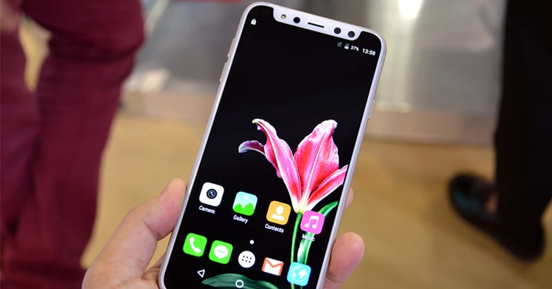 Meet The Chinese Version of iPhone X