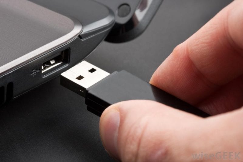 Kết nối thiết bị USB với máy tính khác