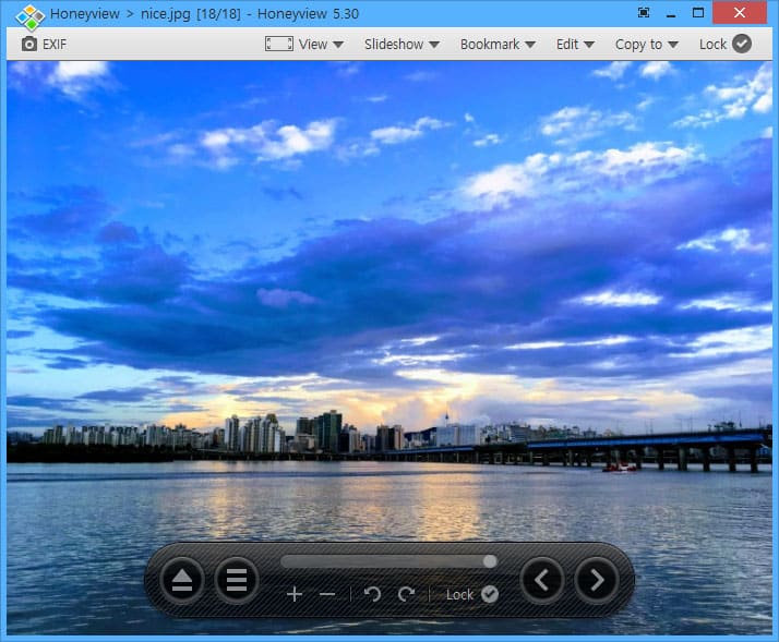 free download of photos viewer for windows 10