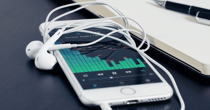 How to Optimize your iPhone's Music Storage to Automatically Free Up Space
