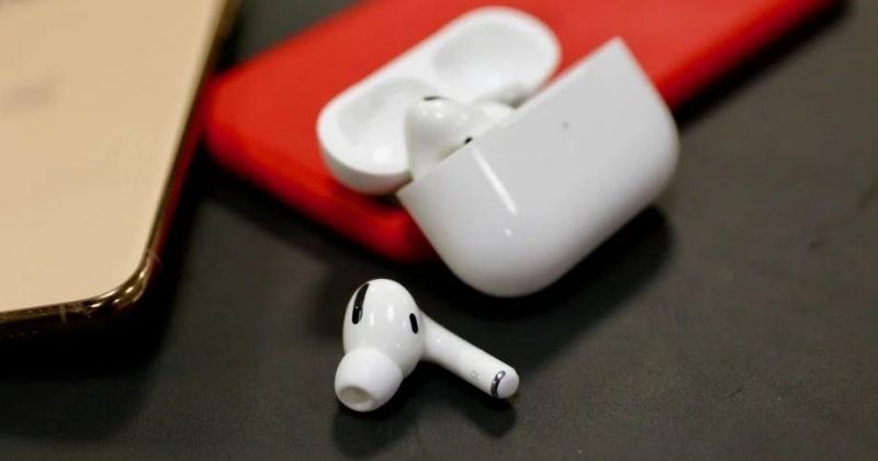 Apple lanserar AirPods Pro 2 med Lightning-laddningskabel