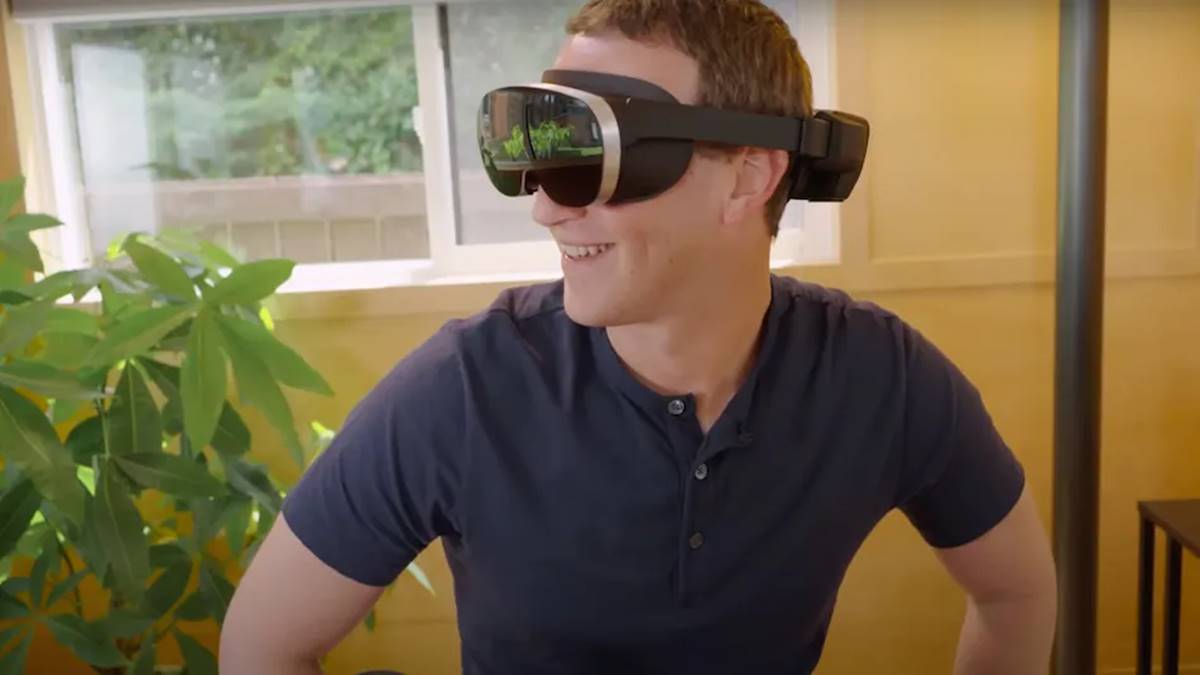 Mark Zuckerberg Shown Meta's VR Headset Prototypes