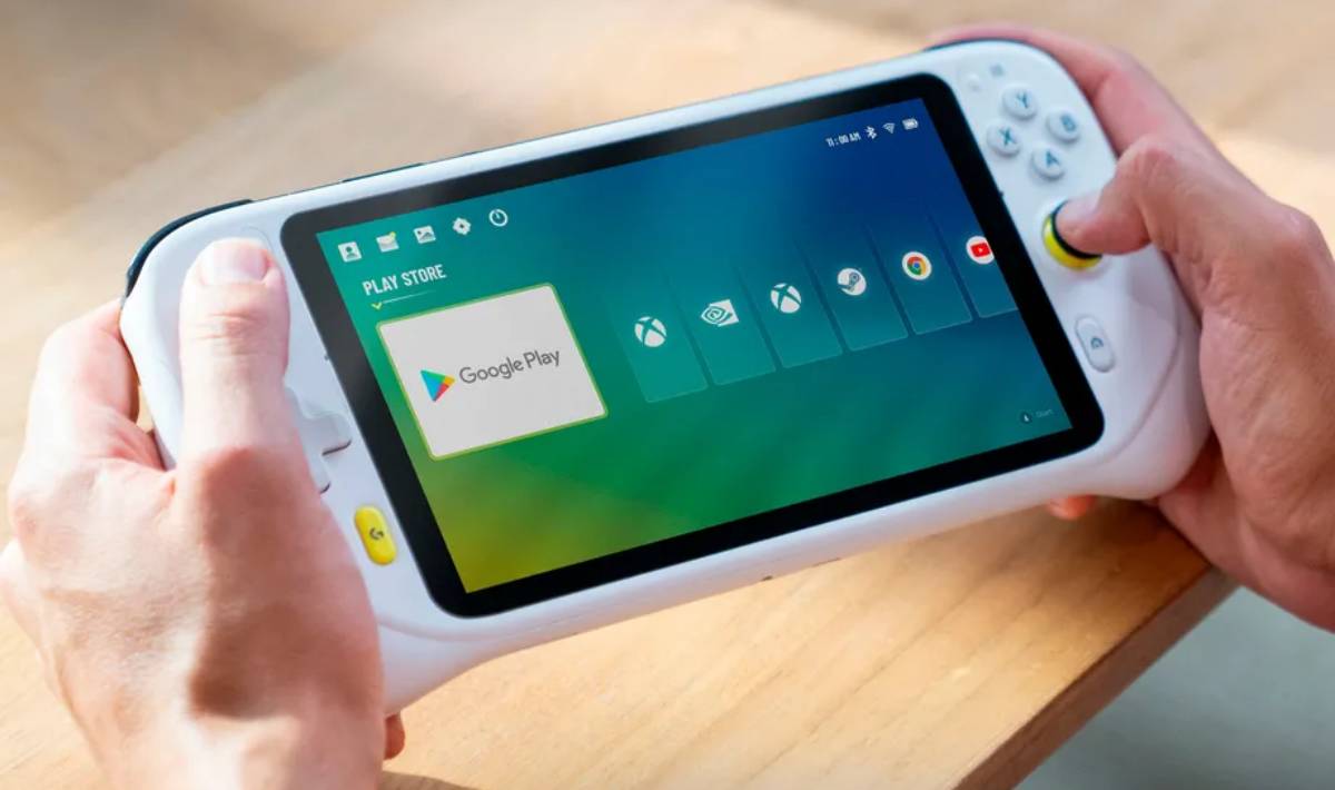 Logitech's Cloud Gaming Handheld Real Images Leaked